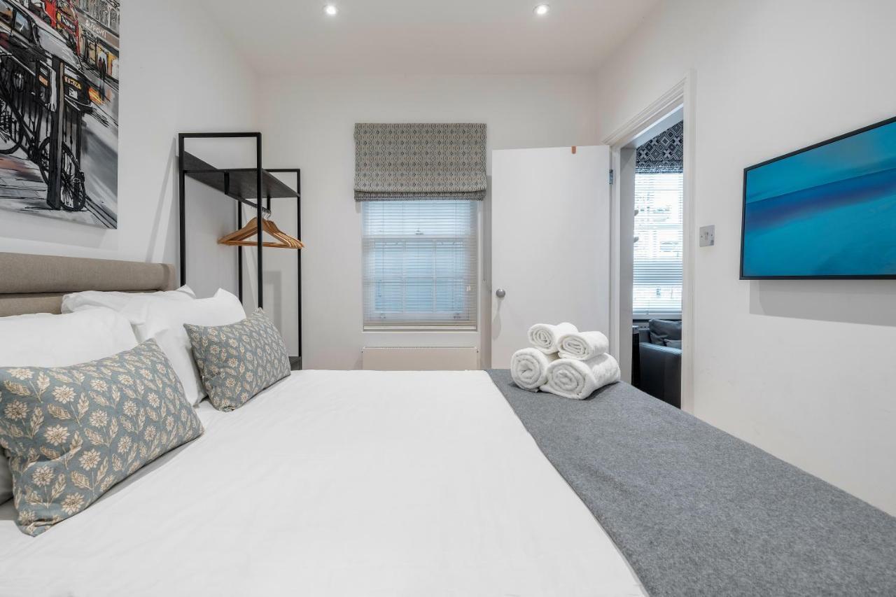 Luxurious Mews House Next To Hyde Park Appartement Londres